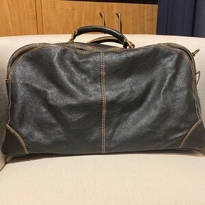 Leather Duffel Bag in Black Distressed Leather